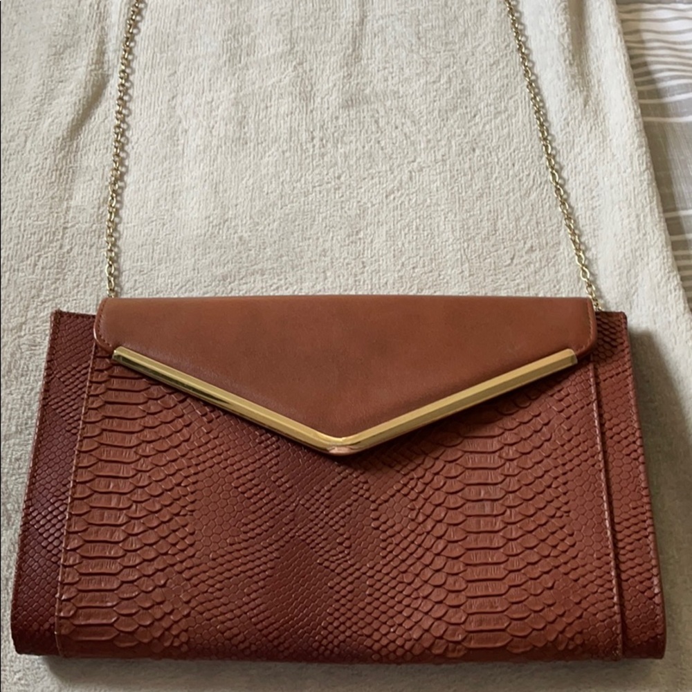 Brown clutch/shoulder bag